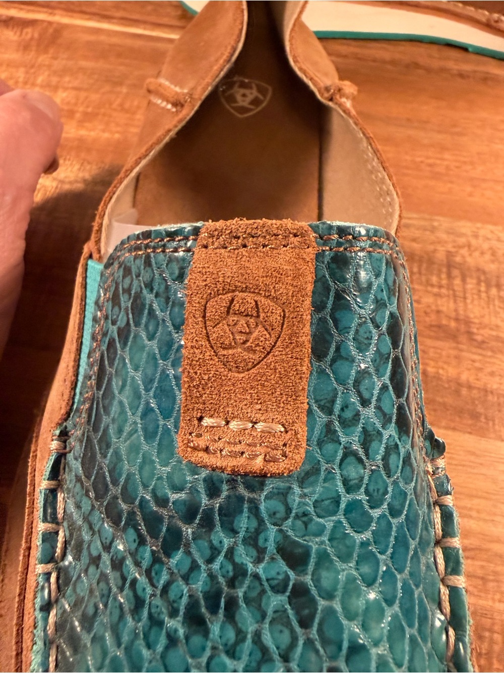 Ariat Cruiser Slip-On Shoes Brown Suede/Turquoise Snake Leather Size 9.5 - Picture 5 of 13